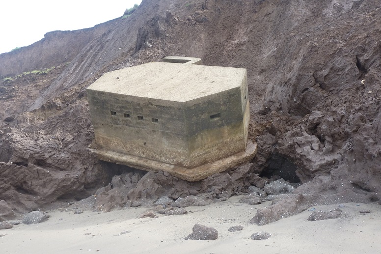  pillbox at East Newton (descending cliff): 10 June 2012 