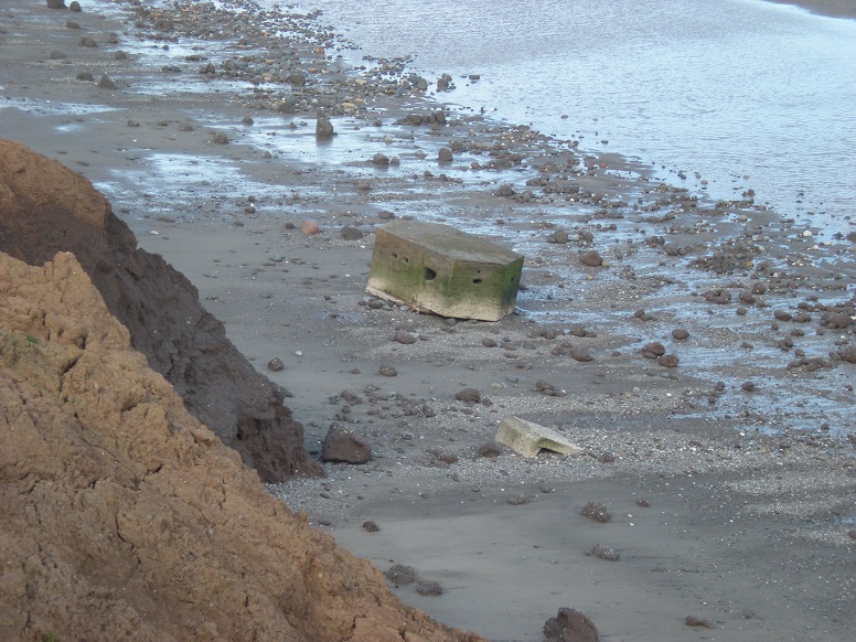  Hilston beach pillbox: 17 September 2011 