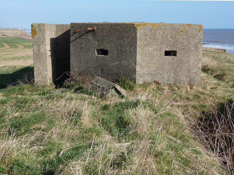  Holmpton pillbox: 20 April 2013 