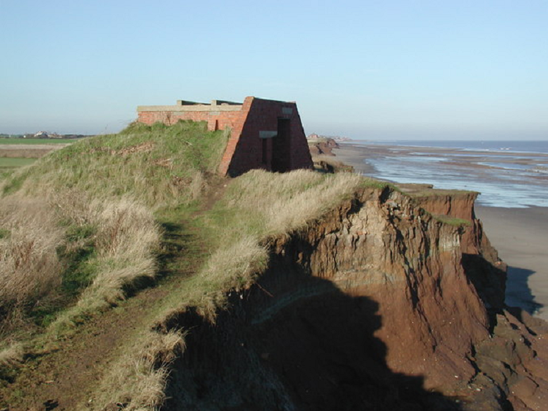  Holmpton gunnery markers shelter: 19 November, 2006 